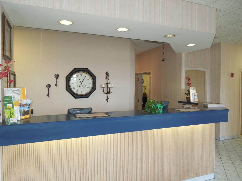 Knights Inn Elyria Zewnętrze zdjęcie