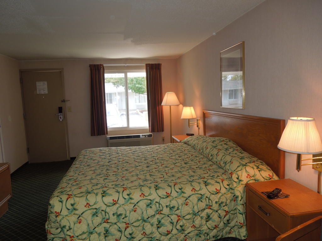 Knights Inn Elyria Pokój zdjęcie